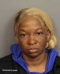 Latoya Macon's Instagram, Twitter & Facebook