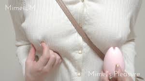 【着衣オナニー】ノーブラ外出で視線を集める変態パイスラ女子♡ 人目に付かない場所でこっそり乳首＆クリイキ♡  おもちゃの刺激に思わずエッチな喘ぎ声が漏れちゃう…！【個人撮影】
