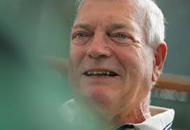 Pensionist i digital-klemme