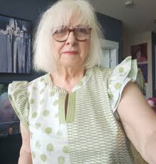 Could I please ask a huge favour? If anyone has the Naya t-shirt pattern,  could you please send me the measurements for the size 18 neckband? It's  mysteriously disappeared. TIA xx |