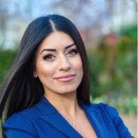 Sara Basiri's Instagram, Twitter & Facebook