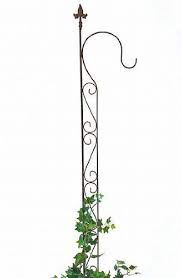 Die angepflanzten kletterpflanzen ranken empor bis zur dekorativen. Rankhilfe Mit Halter 23299 Rankgitter Aus Metall H 144cm B 27cm Kletterhilfe Amazon De Garten Rankhilfe Zimmerpflanzen Dekor Pflanzideen