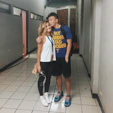 Belum lama ini, wijin bahkan dipertemukan dengan gempi, putri semata wayang gisel. 10 Potret Kemesraan Agnez Mo Wijaya Saputra Kapan Nikah