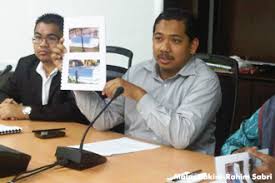 Bantuan pemakanan untuk pelajar sekolah oleh yayasan wilayah persekutuan. Malaysiakini Pas Dakwa Menteri Salah Guna Dana Yayasan Taqwa