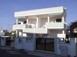 Immersa nella rilassante e magica baia verde, armonia dei colori del salento, si affaccia sul mare cristallino del litorale sabbioso di gallipoli. Complesso Residenziale Baia Verde Gallipoli Salento Listino Prezzi E Offerte