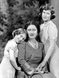 Queen elizabeth ii was born princess elizabeth alexandra mary on april 21, 1926, in london, to prince albert, duke of york (later known as king george elizabeth and her younger sister margaret were educated at home by tutors. Pin By Elina Martikainen On Royal Photography Princess Elizabeth Young Queen Elizabeth Her Majesty The Queen