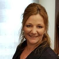 Lisa Swinney's Instagram, Twitter & Facebook