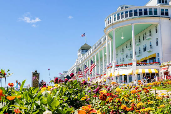 Grand Hotel