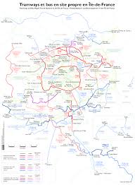 Sa superficie est de 12 011 km2 , sa population de 12 246 234 habitants , pour une densité de 1 001 habitants/km². Fichier Ile De France Plan Des Tramways Et Des Bus En Site Propre Png Wikipedia