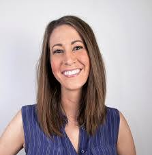 Lauren Berkowitz's Instagram, Twitter & Facebook