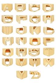 Les Bagues Alphabet De Chloe Bijoux Bague Bijoux Tendance