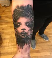Owned and operated by artist christy brooker, damask tattoo is a seattle shop that thrives on elegance and comfort. Best Tattoo Shops In Seattle Wa Tattooimages Biz