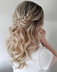 They can be sleek or with curls and will look beautiful either way. 71 Perfect Half Up Half Down Wedding Hairstyles Wedding Forward