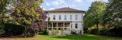 Der virtuelle ortsverein des eigentümerverbandes haus & grund mit kostenloser rechtsberatung, mietverträgen, musterbriefen für haus & grund online e.v. Immobilien Hannover Haus Grundeigentum Service Makler