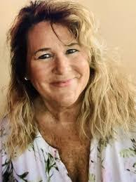 Darlene Koch's Instagram, Twitter & Facebook