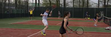 O projeto começou em 2017 com encontros recreativos de amigas que estavam apenas. Tennis Tilburg University