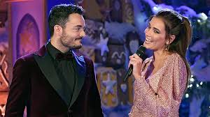 … and maybe we'll all meet for an anniversary and sing and celebrate together again. Giovanni Zarrella Jana Ina Prasentierten Beim Adventsfest Ein Duett