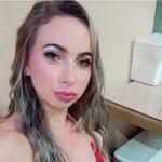 Marisa Arthur's Instagram, Twitter & Facebook