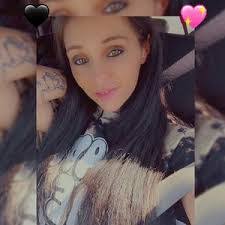 Hannah Franks's Instagram, Twitter & Facebook