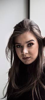 Maybe you would like to learn more about one of these? Pin By Randall Asato On Hailee Steinfeld Hailee Steinfeld Steinfeld Iphone 10