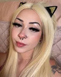 nadia ann🥀 (@yoitsnadiatho) • Instagram photos and videos