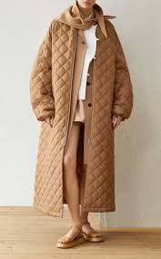 Black And Tan Green Bay Closing Gara Quilted Coat By Jil Sander Moda Operandi In 2020 Coat Quilted Coat Coat Trends