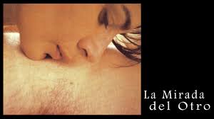 La mirada del otro es una película de 1997 española escrita y dirigida por vicente aranda. La Mirada Del Otro