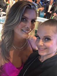 Felicidades por el lanzamiento de @h.moissan @montserrat33 siempre guapa y  siempre de buenas. #mexicocity #jewellery