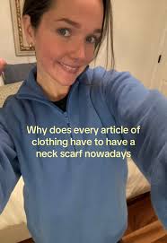 I don't dislike it I just need other options #fashion #neckscarf #2026...