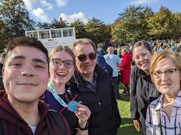 Sarah Swinton (@SarahESwinton)