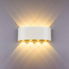 Amazon Led Modern Wandleuchte Innen 8w Weiss Wandlampe Licht Up Down Leuchten In 2020 Wandlampe Wandbeleuchtung Aussenwandbeleuchtung