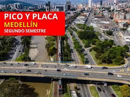 Pico y Placa Medellín 2025: Rotación Semestre 2 y Restricciones