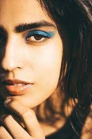 Annie Rees's Instagram, Twitter & Facebook