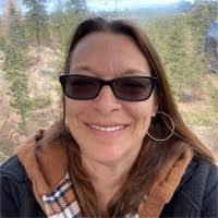 Janine Buis's Instagram, Twitter & Facebook