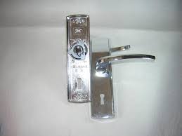 Harga 1 satu set kunci handle pintu rumah panjang 33 cm gagang pintu rumah. Jual Slot Handle Pintu Kuda Terbang Di Toko Lhona Lampung Anugerah Siplah