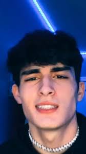 #lukesarris #hotbae #cuteness 😍🤍🖤@luke.sarris2