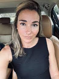 Dena Beasley's Instagram, Twitter & Facebook