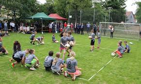 Can the net harness a bunch of volunteers to help bring books in the public domain to life through podcasting? Drei Neue Bolzplatze Sorgen Fur Mehr Bewegung Einweihung Am Wacholderweg Frankische Nacht