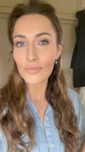 This week I had the pleasure of interviewing Elissa Corrigan, founder  @ellesera.inc, a brand dedicated to improving women's well-being with  science-backed hormone balancing supplements, filled with ...