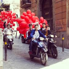 'the trawler of children') is a 2019 italian drama film directed by claudio giovannesi. La Paranza Dei Bambini E L Abbaglio Della Felicita Su Keaton Il Film Vincitore Dell Orso D Argento Orizzonte Scuola Notizie