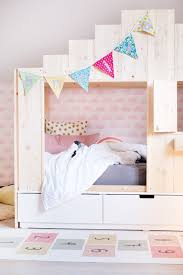 Diy Bett Fur Das Kinderzimmer Wie Aus Dem Ikea Nordli Ein Hausbett Wird In 2020 Diy Bett Kinder Zimmer Kinderzimmer