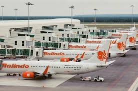 The name malindo is derived from the names malaysia and indonesia, and signifies a cooperative pact between the two countries. Malindo Air To Lay Off Over 2 000 Staff As The Aviation Industry Continues To Decline News Rojak Daily