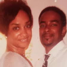 Samantha Stinson and Darrell Peacock's Wedding Registry