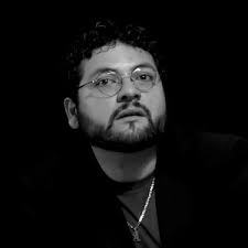 Soy hombre y fui víctima de trata. Luis Armando Campos "La Voz México". Luis  Armando Campos