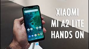 Ale pozor, lite nemusí znamenať veľmi „orezanú výbavu. Xiaomi Mi A2 Lite Hands On