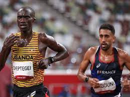 French marathon runner, morhad amdouni, should be disqualified and banned. Kt Vzjpyarrhfm