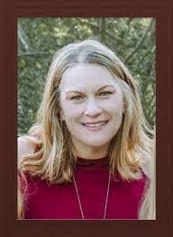 Stacie Santos's Instagram, Twitter & Facebook