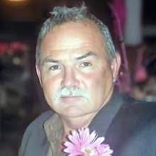 Alexander Steele's Instagram, Twitter & Facebook