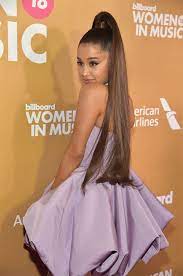 Facebook is showing information to help you better understand the purpose of a page. Oblak Pokajte Lskav Ariana Grande S Cherni Botushi Boekenzonderzoeken Com