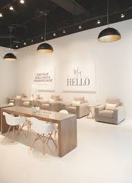 Lacquer Modern Nail Salon In Downtown Austin Tx Ilovelacquer Decoration Salon Moderne Salon Esthetique Interieur De Salon